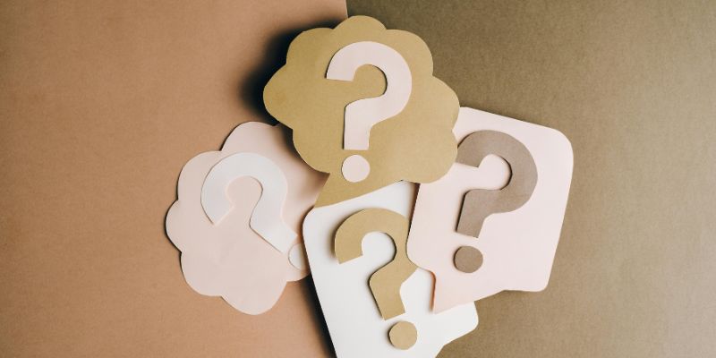Câu hỏi thường gặp (FAQ) và quảng cáo minh bạch