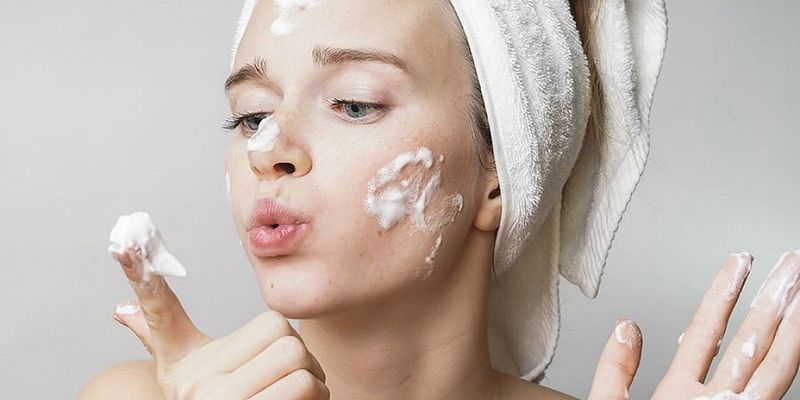 Chăm sóc da mặt routine cơ bản
